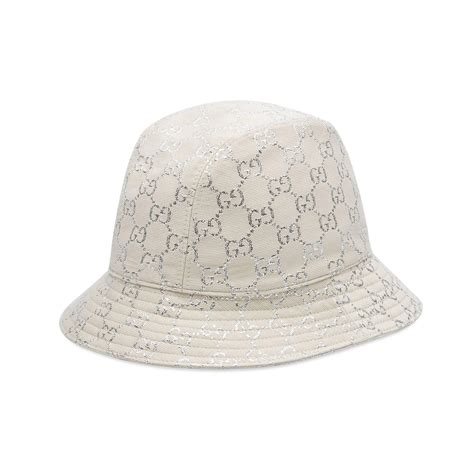 white gucci bucket hat.